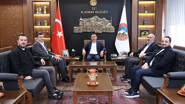 Kayseri Valiliği'nde kritik 'Kayserispor' zirvesi...