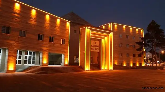 Kayseri Valisi Gökmen Çiçek'e çağrı: Yılbaşı tatili hafta sonuyla birleşecek mi?