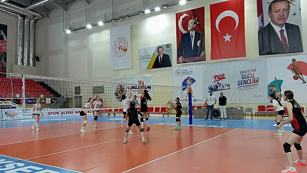Kayseri Voleybol Takımı, Grup Müsabakalarına Hazır
