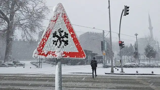 Kayseri'ye kar, don ve fırtına uyarısı… Haftalık tahmin raporu açıklandı
