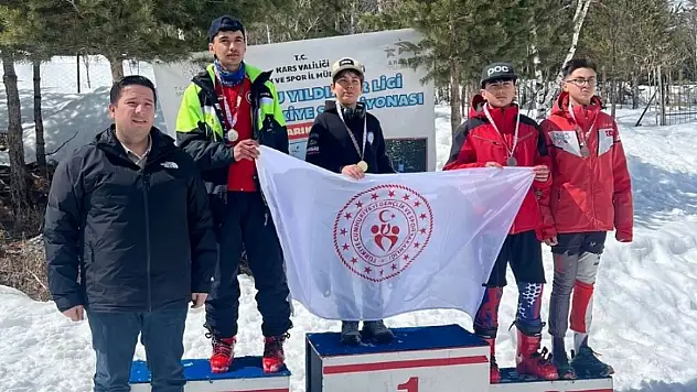 Kayseri'ye Sarıkamış'tan iki madalya geldi