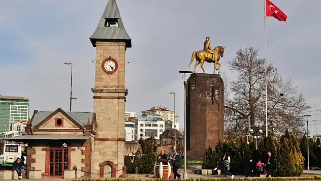 Kayseri'ye yeni saat kulesi!