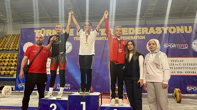 Kayserili 2 sporcudan halterde önemli başarı