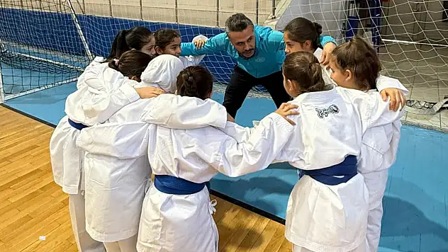 Kayserili antrenöre milli görev! Türkiye Karate Federasyonu'ndan önemli atama