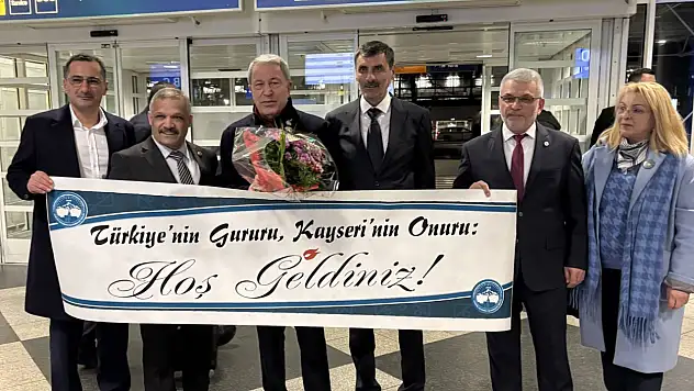 Kayserili gurbetçiler Almanya'da Hulusi Akar'ı karşıladı!