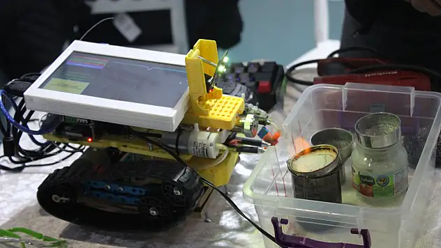 Kayserili öğrenciler yangın sorununa böyle çözüm getirdi!