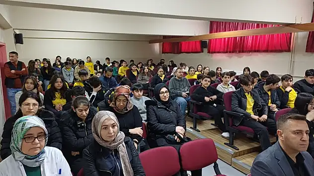 Kayserili öğrencilerden dikkat çeken 'Ramazan Sokağı' etkinliği