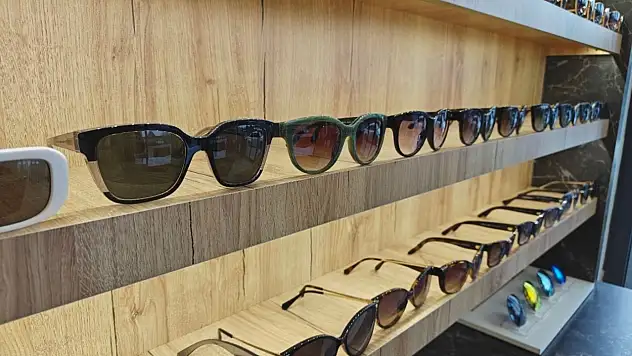 Kayserili Optisyenden açıklama: Karlı havada güneş gözlüğü takmamak büyük hata!