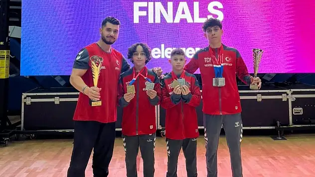 Kayserili sporculardan madalya yağmuru!