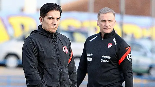 Kayserili ünlü teknik direktörün yeni adresi belli oldu!