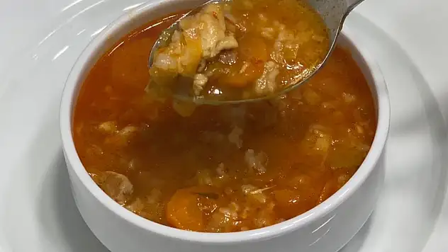 Kayserililer harıl harıl bu çorbayı yapıyor: İşte pratik Atom Çorbası tarifi!