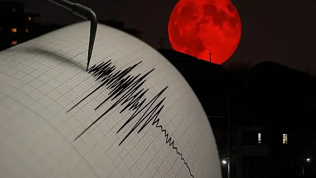 Kayserililer merak ediyor, uzmanı açıkladı: Kanlı ay tutulması depremi tetikler mi?