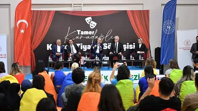 Kayserililer tiyatroyu sevdi! 3 yılda ulaşılan rakam dikkat çekti
