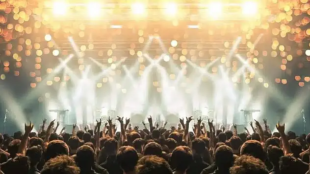 Kayserililerin Beklediği Konser Ertelendi!