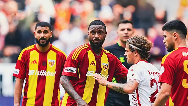 Kayserispor 3 puanın dışında bir futbolcusundan da oldu