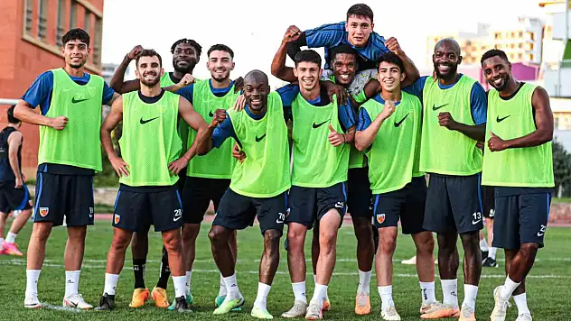 Kayserispor A Takım oyuncu listesi belli oldu