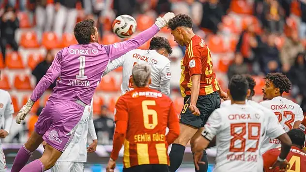 Kayserispor Antalya'da gerçekle yüzleşecek!
