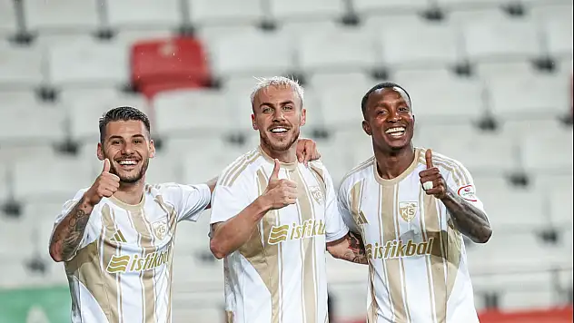 Kayserispor, Antalya'da tarih yazdı! Tam 49 yıl sonra... (0-4)