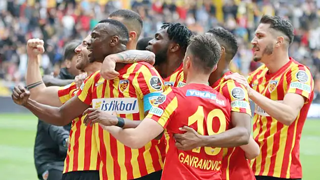 Kayserispor aradığı stoperi buldu mu? Rota eski futbolcuya döndü