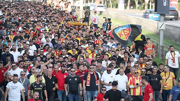 Kayserispor cephesinden manidar yorum: Hayırlı işler...