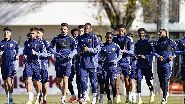 Kayserispor'da, Alanyaspor maçı öncesi Djalovic'ten 3 futbolcuya uyarı!..