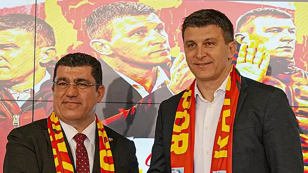 Kayserispor'da, Galatasaray öncesi Jakirovic yalanı infilak etti!