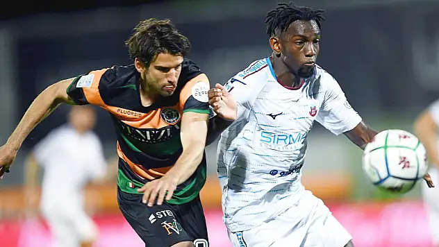 Kayserispor'da golcü arayışı hızlandı: Frank Tsadjout iddiası doğru mu?