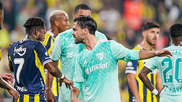 Kayserispor'da herkes aynı detayı konuşuyor! Fenerbahçe maçında şaşırtan detay!