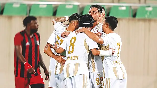 Kayserispor'da ilk haftanın kazancı 3 puanla sınırlı kalmadı!