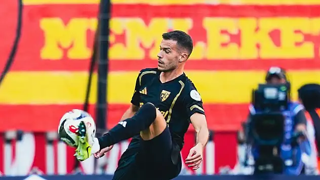 Kayserispor'da kırmızı kart gören Benes'in cezası belli oldu! Fenerbahçe maçında oynayacak mı?