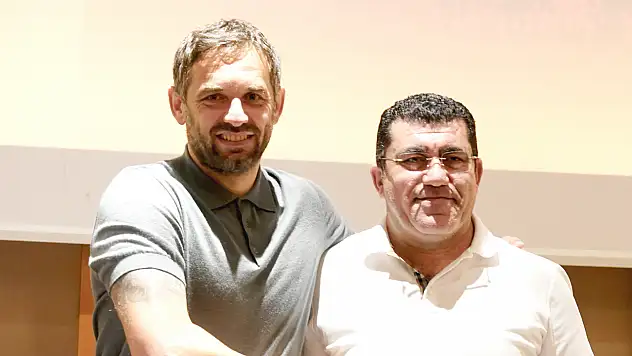 Kayserispor'da kritik toplantı: Djalovic kararı bekleniyor, istifa gelecek mi?