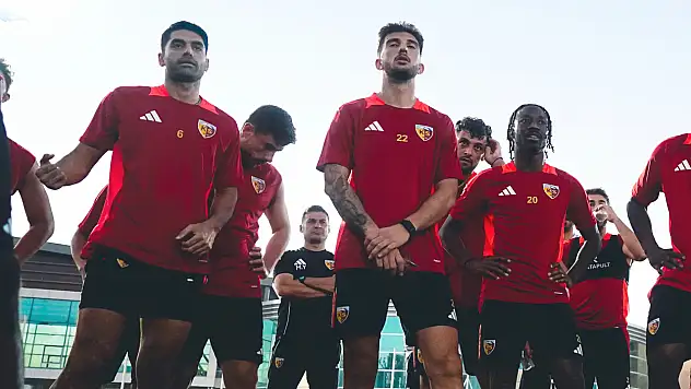 Kayserispor'da problem giderek büyüyor! Hangi oyuncularla yollar ayrılacak!