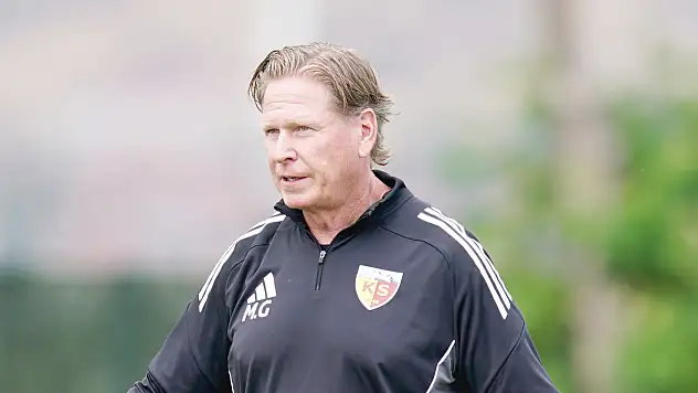 Kayserispor'da rota Almanya mı? Son kararı Gisdol verecek!