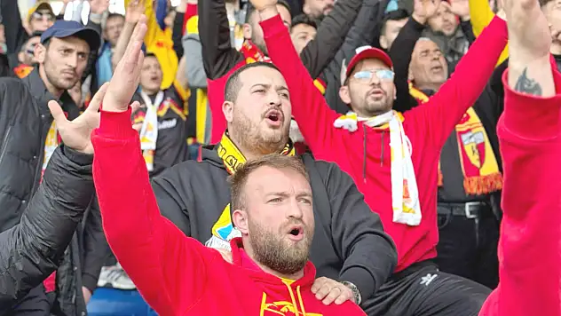 Kayserispor'da taraftarın beklediği açıklama: Transferlerde hangi kriter aranıyor?