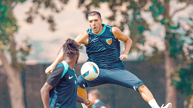 Kayserispor'da transfer yasağını fırsata çevirdi, şimdi kariyeri tehlikede!