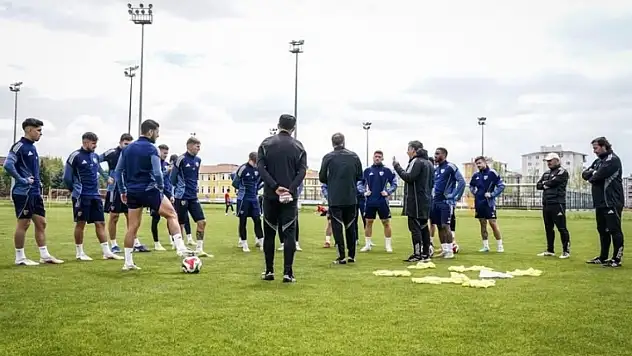 Kayserispor'da yeni sezon planı netleşti!