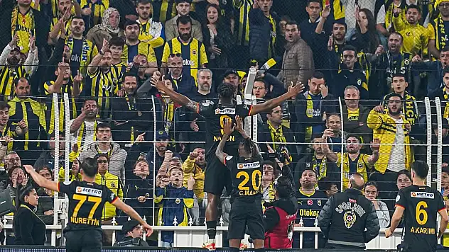 Kayserispor'dan Duckens Nazon paylaşımı...