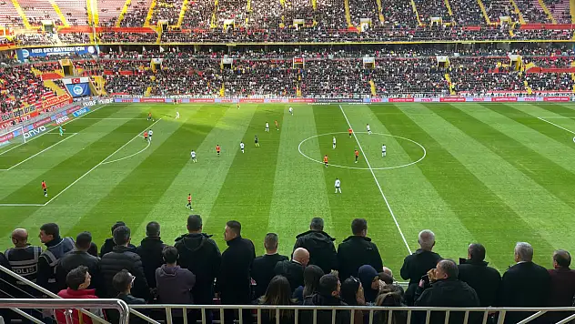 Kayserispor'dan önemli duyuru geldi: Kulüp geçen yıl bundan çok çekmişti!