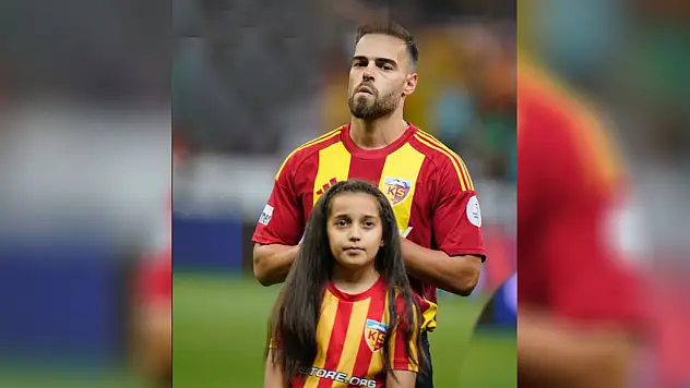 Kayserispor-Fenerbahçe maçı öncesi seremoni kayıtları dakikalar içinde doldu