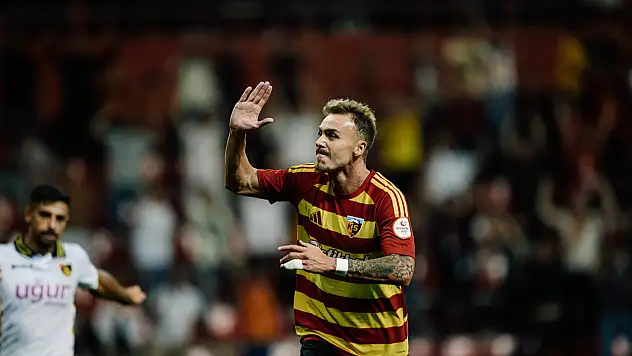Kayserispor ilk yarıda 5 attı 3'ü sayıldı