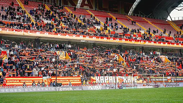 Kayserispor taraftarı hayran kaldı: Efsane marş herkesin dilinde
