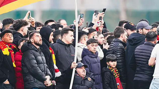 Kayserispor taraftarı Kapalı Kale'den Trabzonspor maçı öncesi tarihi çağrı