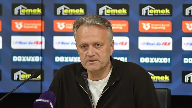 Kayserispor Teknik Direktörü Moe: ''Zor bir durumda iyi bir maç oynadık''