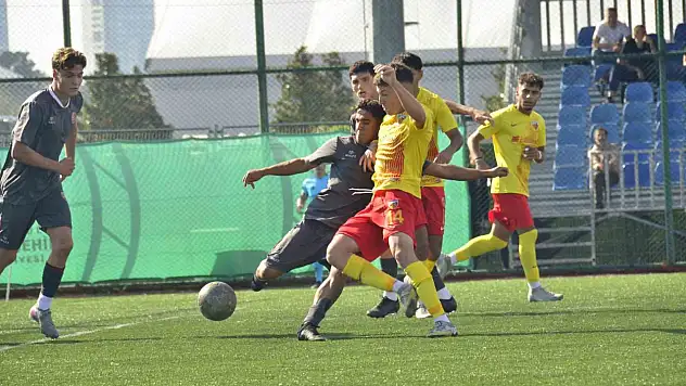 Kayserispor U19 PAF Karagümrük'ü 2 golle geçti!