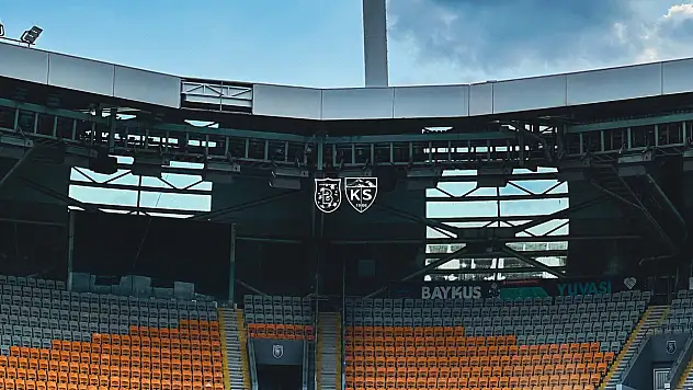 Kayserispor'un Başakşehir karşısındaki ilk 11'i belli oldu! Gisdol'den sürpriz tercih...