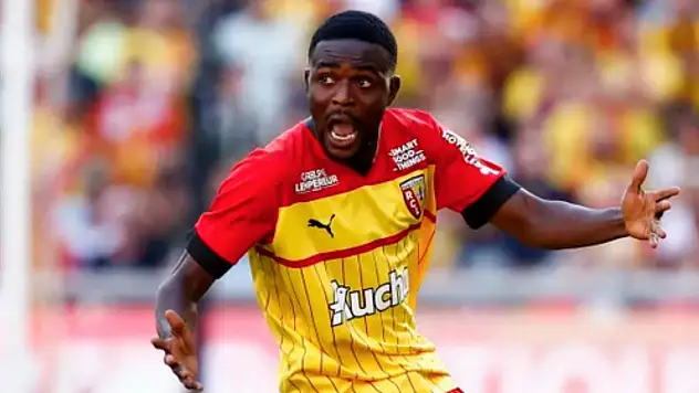 Kayserispor ve Başakşehir transfer yarışına mı girdi?