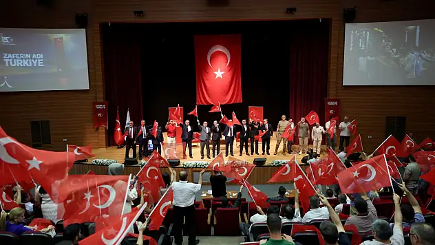 KAYÜ'de 15 Temmuz Konferansı'na yoğun ilgi...