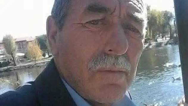 Kayseri'de otomobilin ve minibüsün çarpıştığı kaza saniye saniye kameralara yansıdı