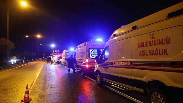 Nevşehir'de yaralanan kardeşi ile aynı ambulansa binmek isteyen yaralı ekiplere zor anlar yaşattı