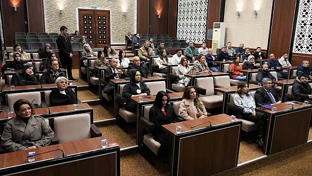 Belediye personeline ISO 50001 enerji yönetimi eğitimi